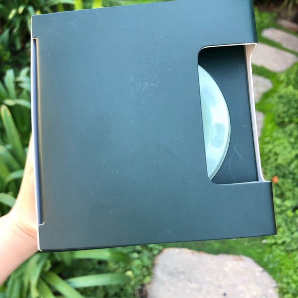 STARBUCKS GLOW IN DARK PUMPKIN HOT CUPS - Picture 3 of 9